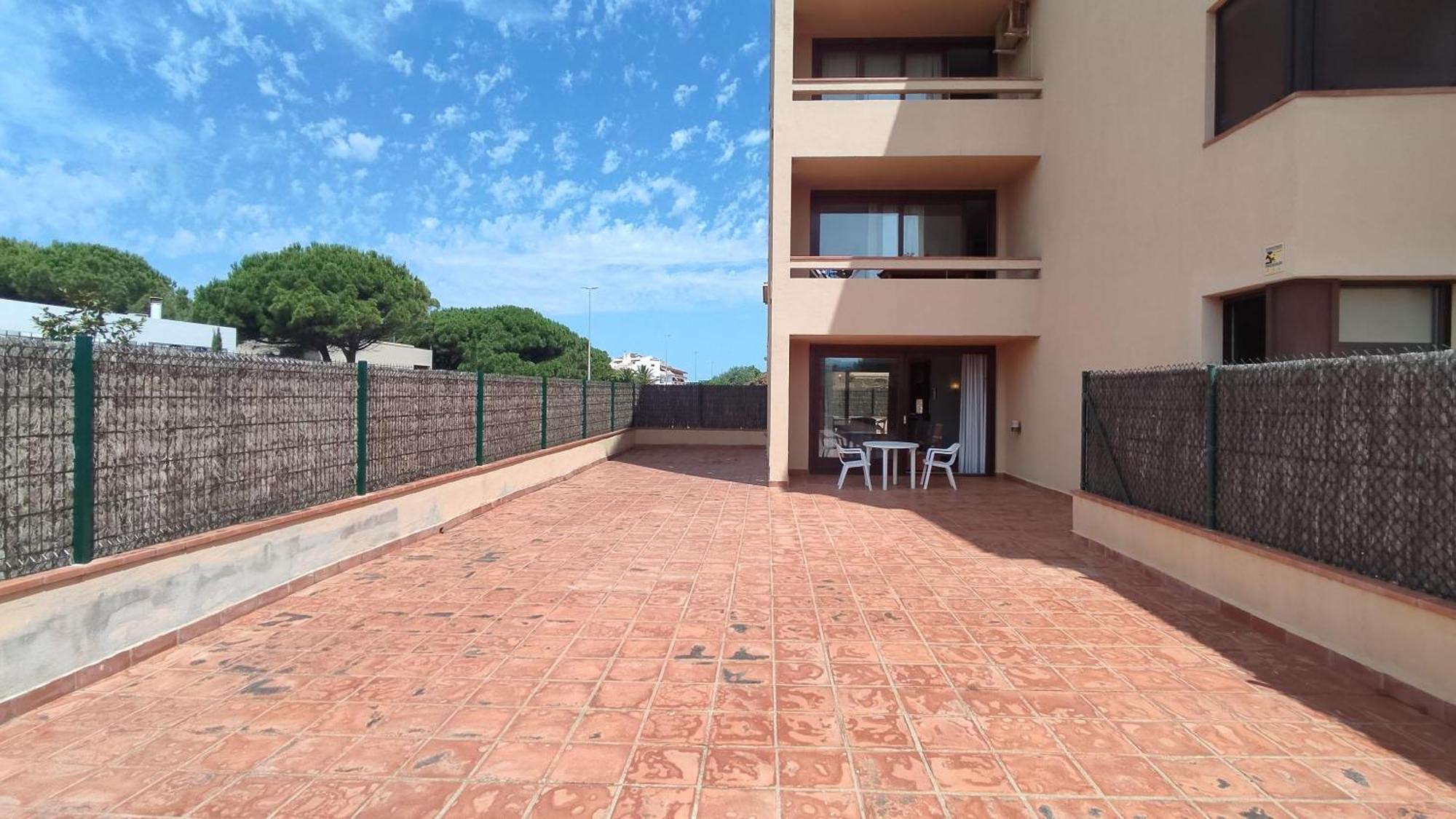 Apartaments Golf Mar Pals Bagian luar foto
