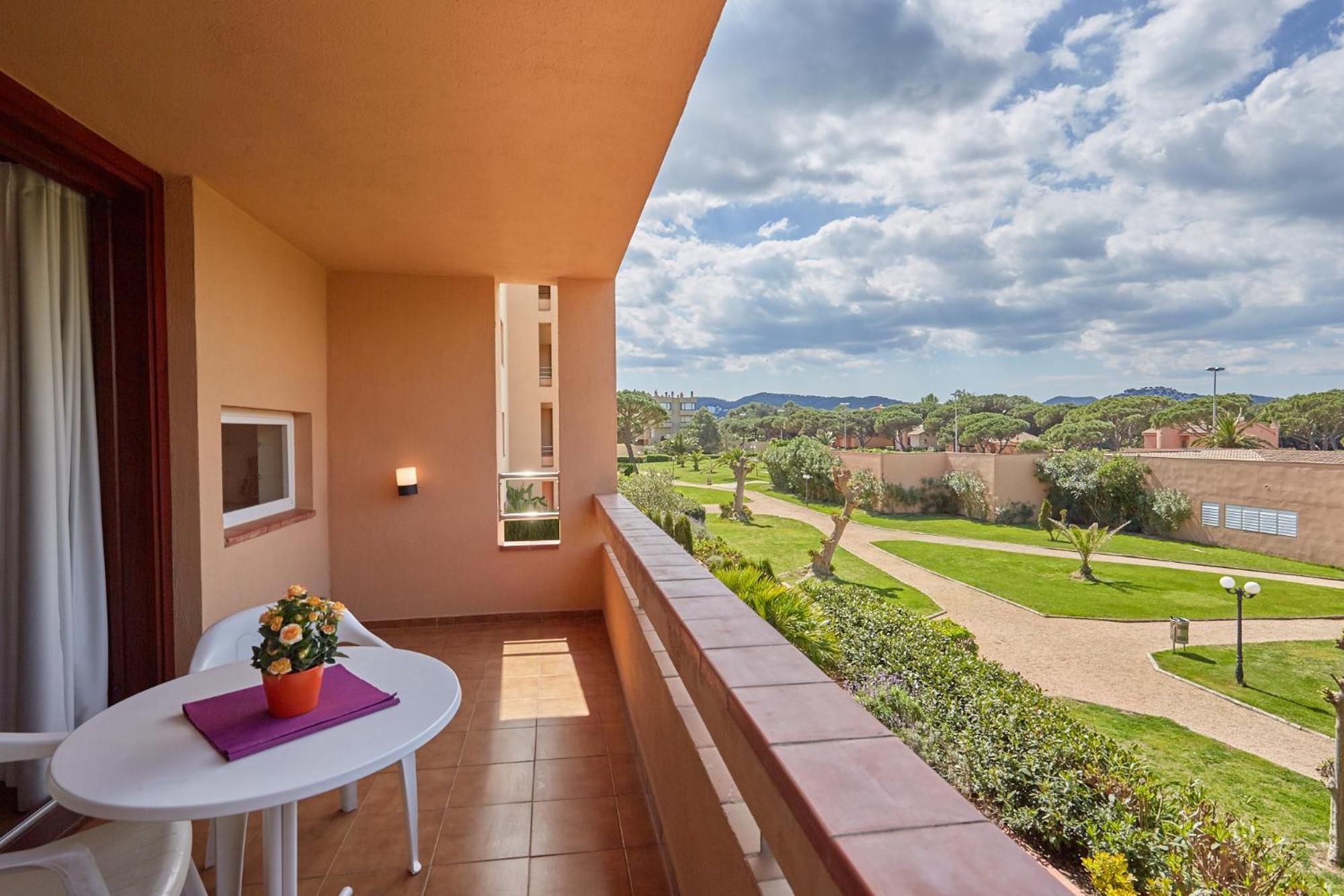 Apartaments Golf Mar Pals Bagian luar foto